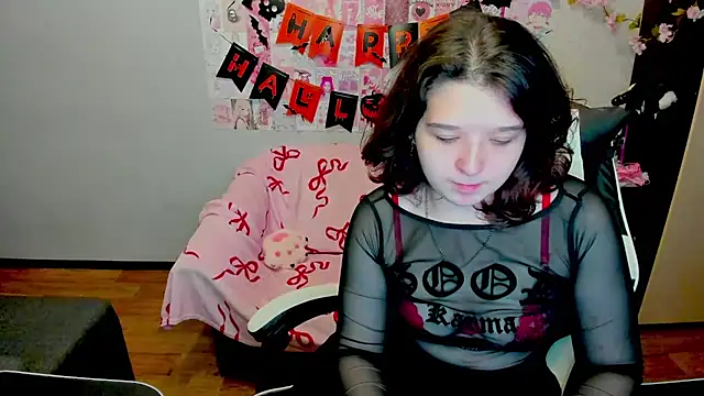 Snapshot of Acid_Kate chatting on 20, 10, 2025 Acid Kate online show from 20, 10, 2025