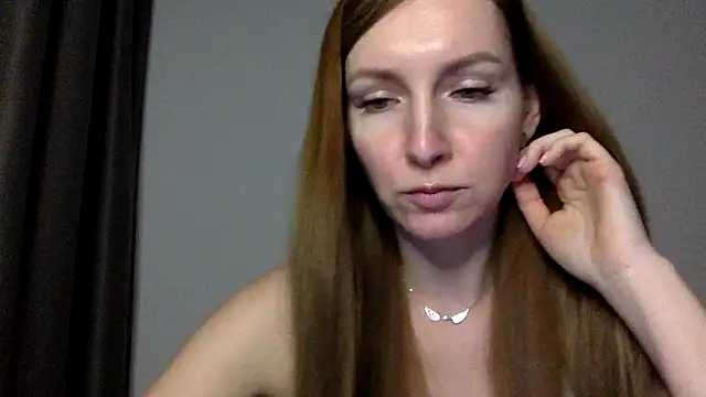 Snapshot of Varnyx chatting on 13, 11, 2025 Varnyx online show from 13, 11, 2025