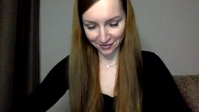 Snapshot of Varnyx chatting on 3, 12, 2025 Varnyx online show from 3, 12, 2025