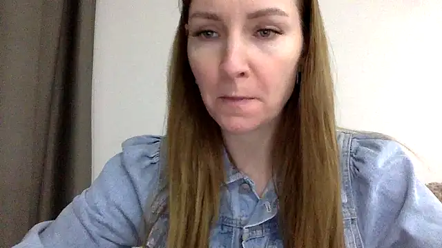 Snapshot of Varnyx chatting on 16, 12, 2025 Varnyx online show from 16, 12, 2025