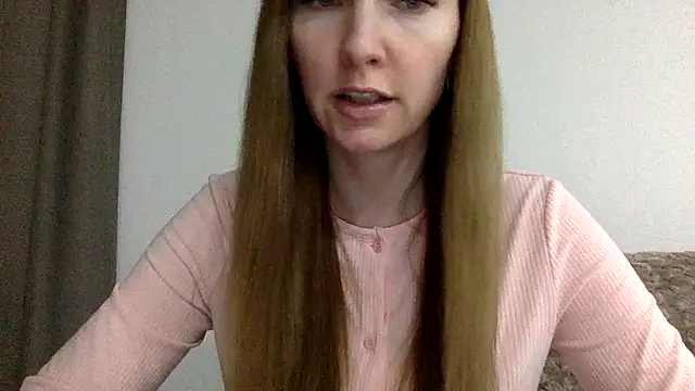 Snapshot of Varnyx chatting on 19, 12, 2025 Varnyx online show from 19, 12, 2025