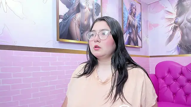 Snapshot of Dulce_meow chatting on 8, 11, 2025 Dulce meow online show from 8, 11, 2025