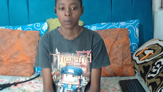 Snapshot of SweetSlenderChoc chatting on 29, 4, 2026 SweetSlenderChoc online show from 29, 4, 2026
