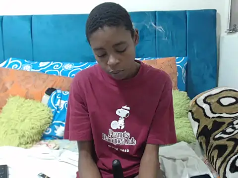 Snapshot of SweetSlenderChoc chatting on 23, 5, 2026 SweetSlenderChoc online show from 23, 5, 2026