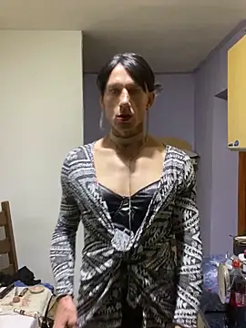 Snapshot of vikinylon chatting on 8, 11, 2025 vikinylon online show from 8, 11, 2025