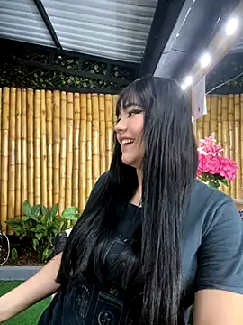 Snapshot of jasmincollin_ chatting on 4, 11, 2025 jasmincollin online show from 4, 11, 2025