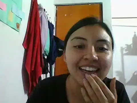 Snapshot of _Romilly_ chatting on 13, 11, 2025 Romilly online show from 13, 11, 2025