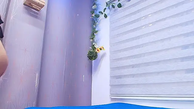 Snapshot of sofi_hils chatting on 17, 9, 2025 sofi hils online show from 17, 9, 2025