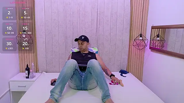 Snapshot of Kity_spiderr chatting on 31, 10, 2025 Kity spiderr online show from 31, 10, 2025