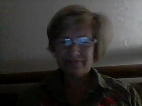 LucyLewisX online show from 19, 9, 2025