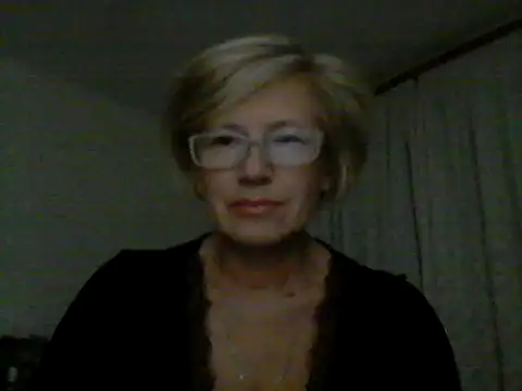 LucyLewisX online show from 27, 9, 2025