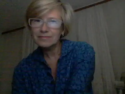 LucyLewisX online show from 10, 10, 2025