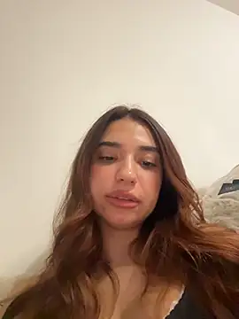 Snapshot of ItalianGirl chatting on 21, 11, 2025 ItalianGirl online show from 21, 11, 2025