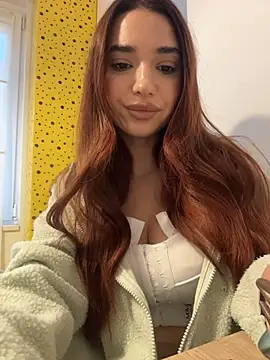 Snapshot of ItalianGirl chatting on 22, 11, 2025 ItalianGirl online show from 22, 11, 2025