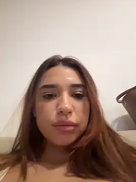 Snapshot of ItalianGirl chatting on 30, 11, 2025 ItalianGirl online show from 30, 11, 2025