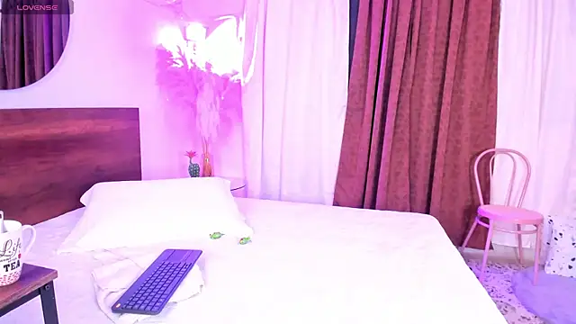 ViolettGomez 93 online show from 21, 5, 2026