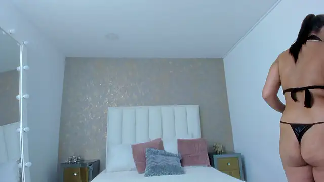 KaylieBrooks online show from 25, 11, 2025