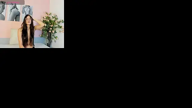 Snapshot of Stefany_gonzales_ chatting on 8, 10, 2025 Stefany gonzales online show from 8, 10, 2025
