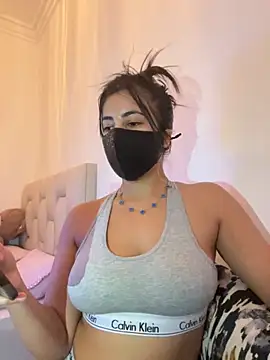 Snapshot of al_anoud chatting on 8, 11, 2025 al anoud online show from 8, 11, 2025