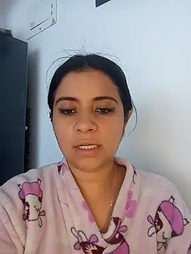 ValerieLove  online show from 25, 11, 2025