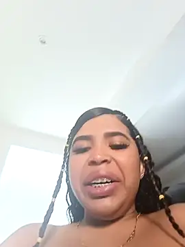 Snapshot of MadissonRizz chatting on 14, 10, 2025 MadissonRizz online show from 14, 10, 2025