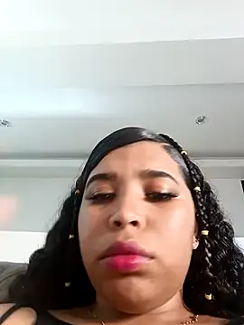 Snapshot of MadissonRizz chatting on 15, 10, 2025 MadissonRizz online show from 15, 10, 2025