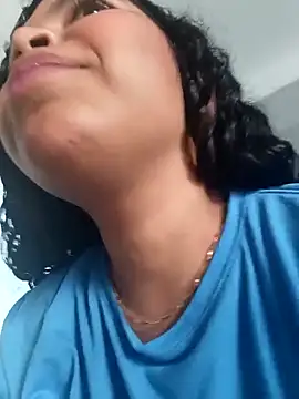 Snapshot of MadissonRizz chatting on 28, 10, 2025 MadissonRizz online show from 28, 10, 2025