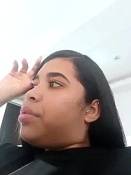 Snapshot of MadissonRizz chatting on 1, 11, 2025 MadissonRizz online show from 1, 11, 2025