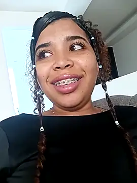 Snapshot of MadissonRizz chatting on 2, 12, 2025 MadissonRizz online show from 2, 12, 2025