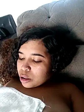 Snapshot of MadissonRizz chatting on 13, 12, 2025 MadissonRizz online show from 13, 12, 2025