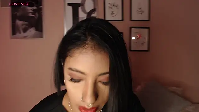 Snapshot of biancaleblanc chatting on 20, 11, 2025 biancaleblanc online show from 20, 11, 2025