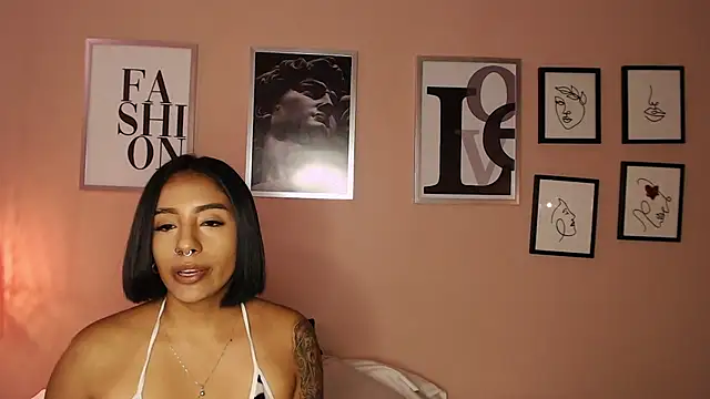 Snapshot of biancaleblanc chatting on 2, 12, 2025 biancaleblanc online show from 2, 12, 2025