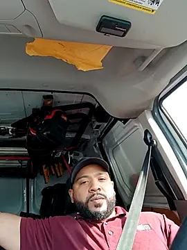 Snapshot of tripping385 chatting on 9, 9, 2025 tripping385 online show from 9, 9, 2025