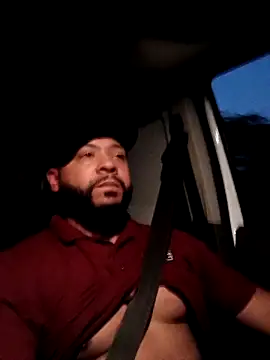 Snapshot of tripping385 chatting on 10, 9, 2025 tripping385 online show from 10, 9, 2025