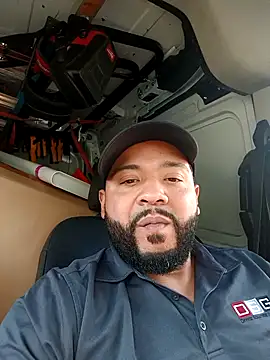 Snapshot of tripping385 chatting on 12, 9, 2025 tripping385 online show from 12, 9, 2025