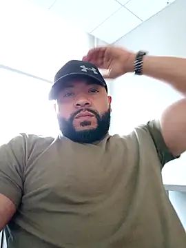 Snapshot of tripping385 chatting on 17, 9, 2025 tripping385 online show from 17, 9, 2025