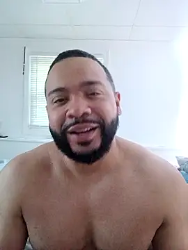 Snapshot of tripping385 chatting on 28, 9, 2025 tripping385 online show from 28, 9, 2025