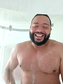 Snapshot of tripping385 chatting on 5, 10, 2025 tripping385 online show from 5, 10, 2025