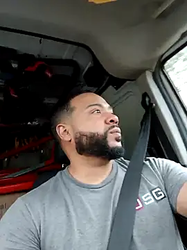 Snapshot of tripping385 chatting on 14, 10, 2025 tripping385 online show from 14, 10, 2025