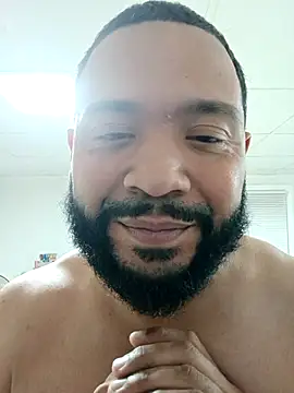 Snapshot of tripping385 chatting on 8, 11, 2025 tripping385 online show from 8, 11, 2025