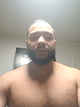 Snapshot of tripping385 chatting on 12, 11, 2025 tripping385 online show from 12, 11, 2025