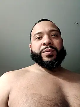 Snapshot of tripping385 chatting on 19, 12, 2025 tripping385 online show from 19, 12, 2025