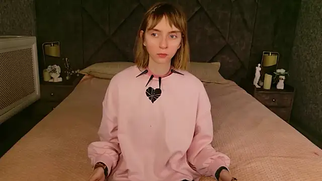 Beverly Gomes online show from 8, 3, 2026