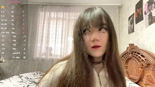 Snapshot of Pikmigirl18 chatting on 30, 10, 2025 Pikmigirl18 online show from 30, 10, 2025