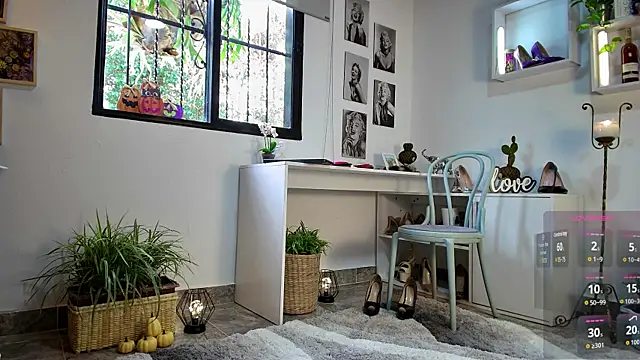 Snapshot of mrs_edha chatting on 17, 10, 2025 mrs edha online show from 17, 10, 2025