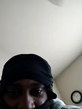 Snapshot of DarkSkinStroker chatting on 15, 9, 2025 DarkSkinStroker online show from 15, 9, 2025