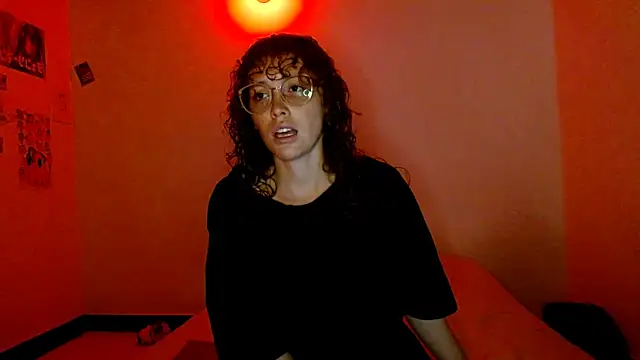 Snapshot of Myrosieposy chatting on 20, 12, 2025 Myrosieposy online show from 20, 12, 2025