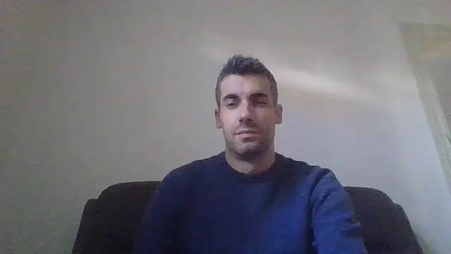 JulioIsHere4you online show from 18, 10, 2025