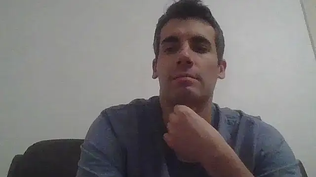 JulioIsHere4you online show from 15, 11, 2025