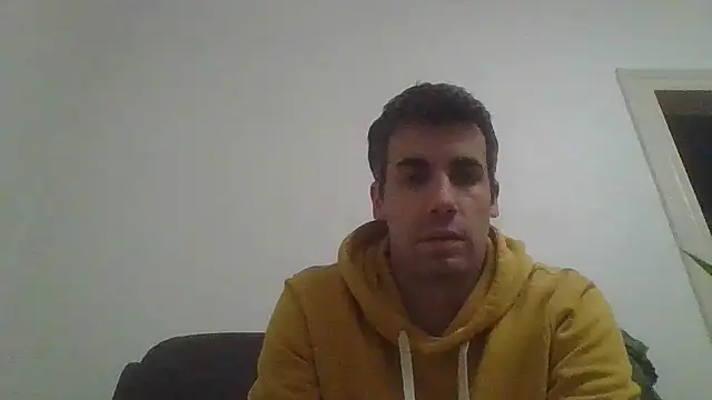 JulioIsHere4you online show from 3, 12, 2025